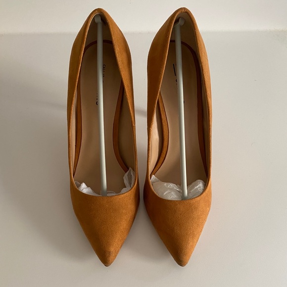 Call it Spring stilettos - Picture 4 of 9